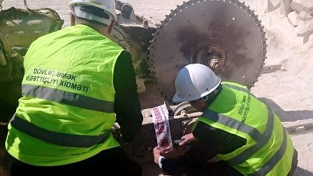 Əmək Müfəttişliyi daha iki daş karxanasında təhlükəli şərait aşkarladı