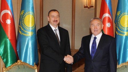İlham Əliyevdən Nazarbayevə TƏBRİK 