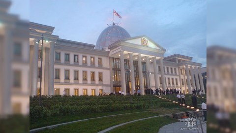 Gürcüstan hökuməti istefaya getdi