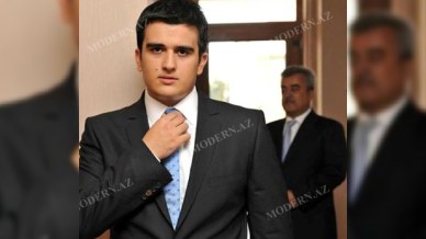 “Atamın aktiv siyasətə qayıtmağını istəmirəm” - Etibar Məmmədovun oğlu