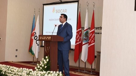 Bakı Ali Neft Məktəbində veteran neftçilər sevindirildi - FOTOLAR