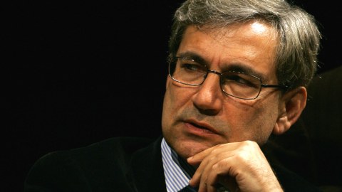 Orxan Pamuk Türkiyənin ən çox qazanan üçüncü yazıçısıdır 