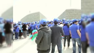 Heydər Əliyevlə bağlı Bayraq Meydanında flaşmob - VİDEO
