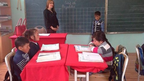 “Xınalığa ilk dəfə gələndə elə bildim başqa planetdəyəm” - Şəhərdən gedib kənddə işləyən müəllimlə MÜSAHİBƏ