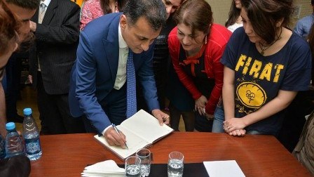 Mirşahin Agayev BDU-da tələbələrlə görüşüb - FOTO