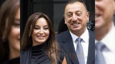 Prezident və xanımı Moskvada keçirilən bayram tədbirlərində iştirak edib