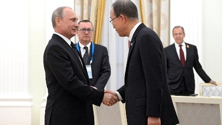 BMT baş katibi Putinlə görüşdə təəccübünü dilə GƏTİRDİ: “Elə bildim sizə qarşı mitinqdir” 