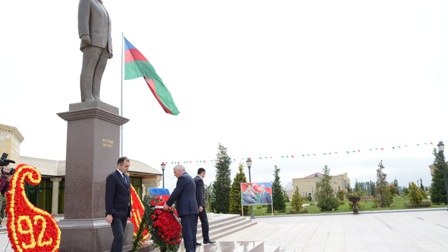 Füzulidə gül bayramı keçirildi - FOTOLAR 