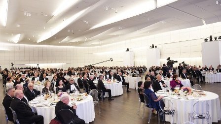 Prezidentdən sərt MESAJ: “Sanki səhər durub güzgüyə baxmırlar”