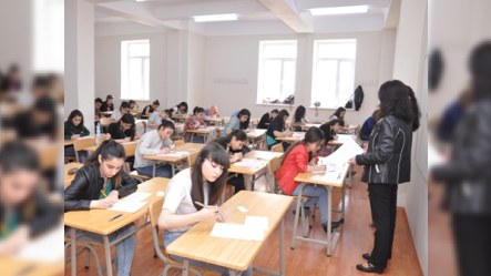 Dillər Universitetində imtahanlar başladı, rektor xəbərdarlıq etdi