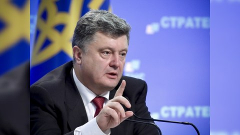 Poroşenko Rusiyanı faşist Almaniyası ilə müqayisə etdi