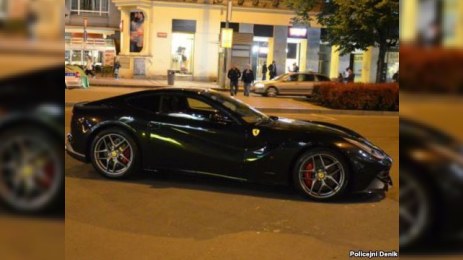 Sərxoş halda “Ferrari” sürən azərbaycanlı gənc saxlanıldı