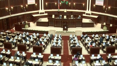 Hakim partiya qadın deputatlarının sayını artırmaq istəyir - AÇIQLAMA