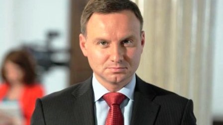Polşanın yeni prezidenti Poroşenko ilə görüşünü ləğv etdi – SƏBƏB 