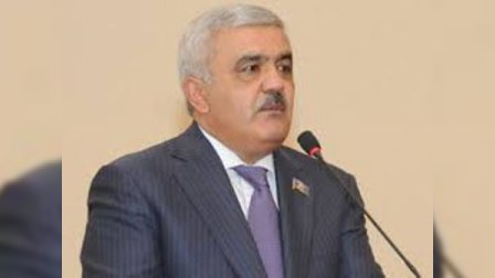 Rövnəq Abdullayevin olduğu binada bomba HƏYƏCANI