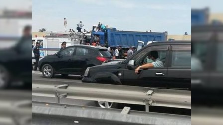 Bakıda sərnişin avtobusu qəzaya düşdü: 1 nəfər öldü, yaralılar var