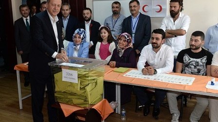 Ərdoğan səs verdi 