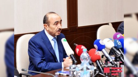Əli Həsənov: “Azərbaycanda siyasi məhbus yoxdur” 