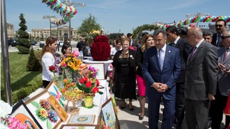 Hacıbala Abutalıbov Nərimanov rayonunu birinci yerə layiq gördü