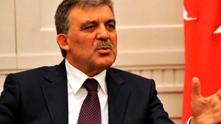 Gülün mətbuat katibinin yazdığı kitab Türkiyəni qarışdıracaq