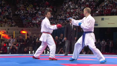 Azərbaycanda ilk medalı karateçilər qazandı- 1 qızıl, 2 bürünc - YENİLƏNİB