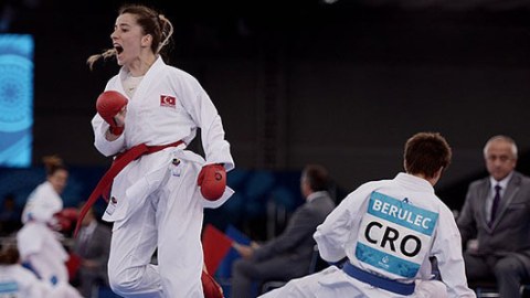 Bakıda Türkiyənin ilk qızıl medalını karateçi qız aldı