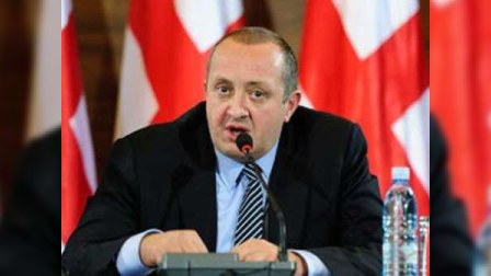 Gürcüstan prezidenti fövqəladə toplantı çağırdı 
