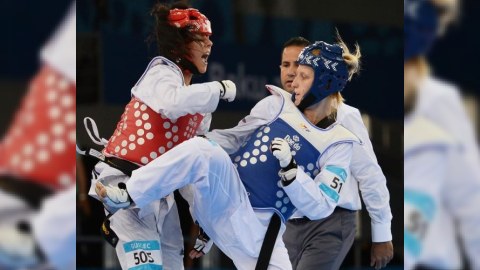 Daha 2 taekvondoçumuz yarışlarda irəliləyir
