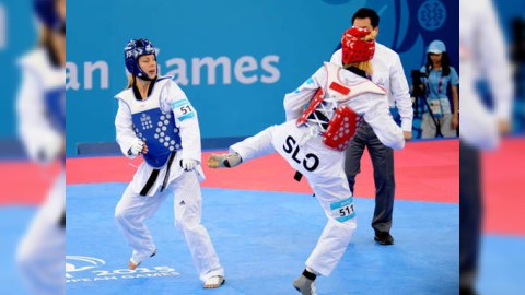 İki taekvondoçumuz finala çıxıb