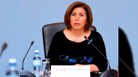 Bahar Muradovadan keçmiş həmsədrə ETİRAZ: “Sussanız yaxşı olar” 