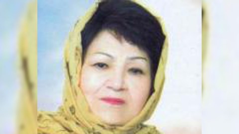 Zeynəb Xanlarovaya, Flora Kərimovaya mahnı sözləri yazan şairə ölüb