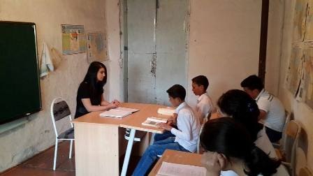 Bakıdan ucqar kənd məktəbinə işləməyə gedən qız: “Ailəm buna heç cür razı olmurdu” - MÜSAHİBƏ