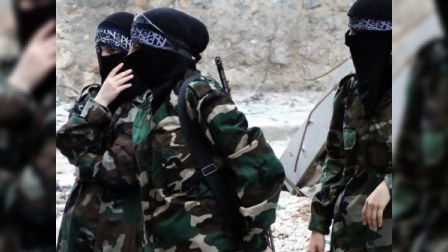 Almaniyada qadınlar İŞİD terrorçuları ilə evlənmək üçün Suriyaya gedirlər