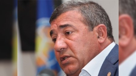 Ermənistan Futbol Federasiyasının prezidenti Şuşada mehmanxana tikir 