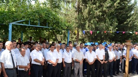 Daha iki köçkün qəsəbəsinə mavi yanacaq verildi