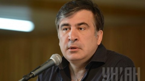 Saakaşvili 20 məmuru işdən qovdu: “Merin dostu niyə tualeti özəlləşdirib?”