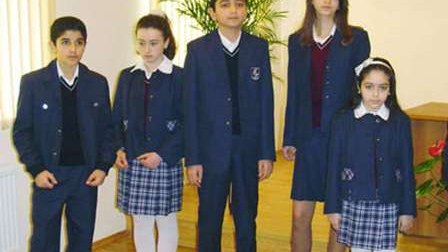 Azərbaycanda məktəbli geyimlərinin qiymətləri bahalaşdırılır