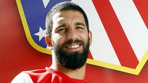 Arda Turan rəsmən “Barselona”da