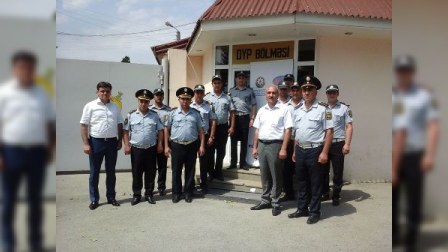 Yol polislərinin sualları cavablandırıldı – FOTOLAR