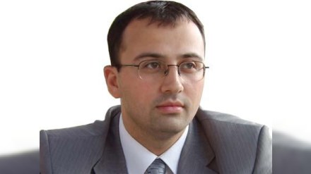 Dindarlardan Sərdar Cəlaloğluna ETİRAZ: İŞİD hara, din hara