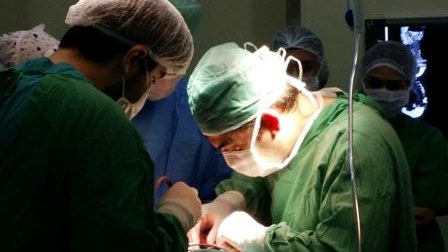 Azərbaycanda nadir və mürəkkəb şiş əməliyyatı keçirilib