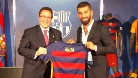 Arda Turanın imzalama mərasimi - FOTO 