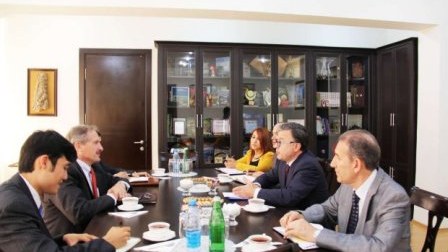 ABŞ səfiri azərbaycanlı nazirlə görüşdü – FOTO 