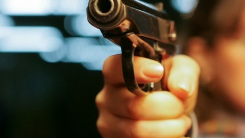 Almaniyada kişi küçədən keçənlərə atəş açdı: İki nəfər öldü
