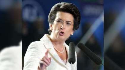 Burcanadze: “Saakaşvilinin Odessaya qubernator təyin olunması odun üstünə benzin tökməkdir” 