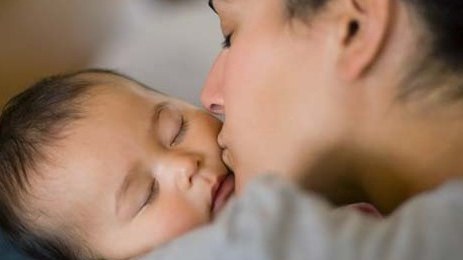 Ana! Cümlələrimi ard-arda qoşa bilmirəm, sözsüz qalıram