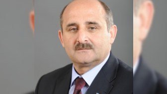 Deputat Azərbaycandakı keçmiş məhkumlara yol göstərdi