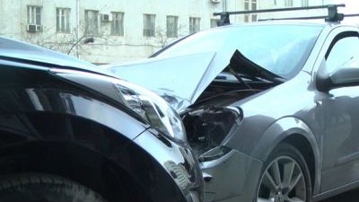 Bakıda yol qəzası: yaralı var