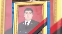 Zakir Həsənov şəhid hərbçini təltif etdi