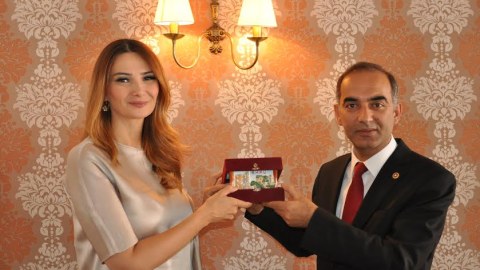 Deputat Bayburtlu həmkarı ilə Qarabağı müzakirə edib - FOTO